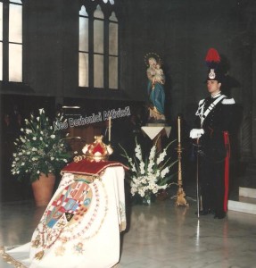 emblema di Francesco II con una strana guardia d'onore...